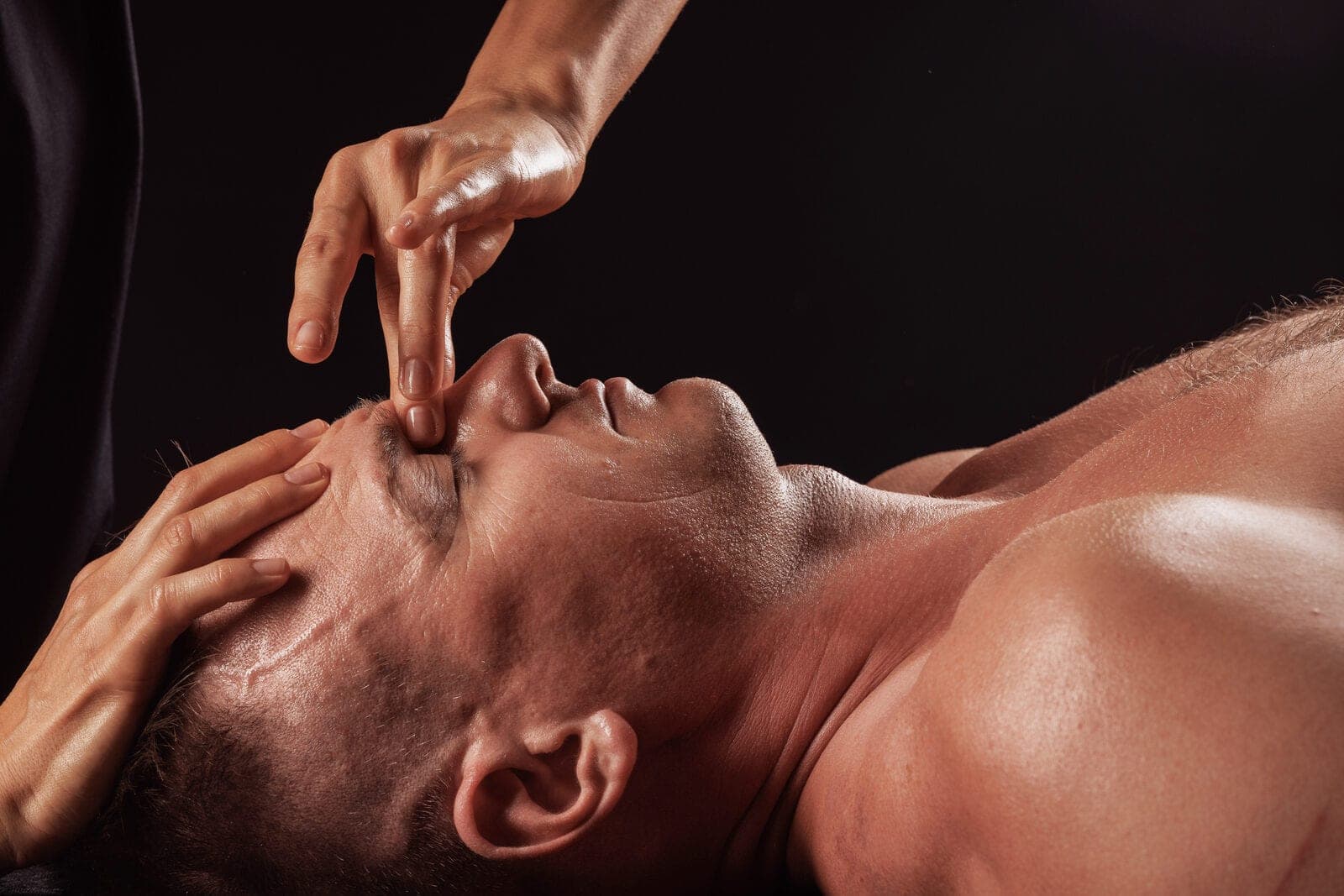 Massage Therapy for men at RELUXE Med Spa